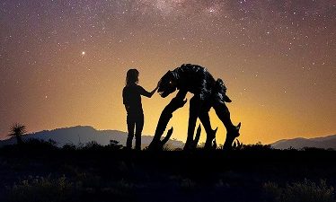 Xeno: Amistad desde el más allá (2025)